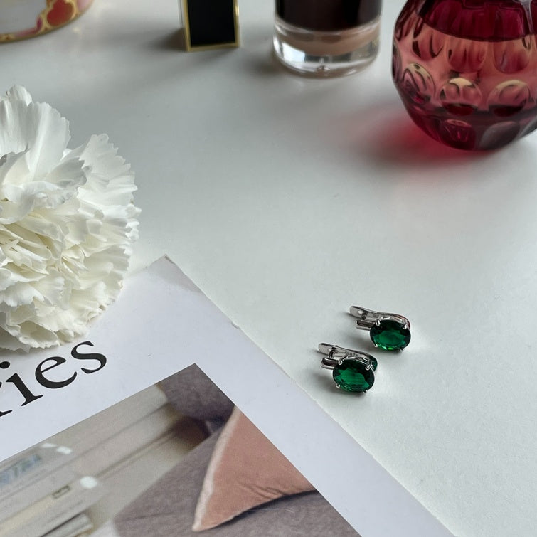 Emerald stud earrings