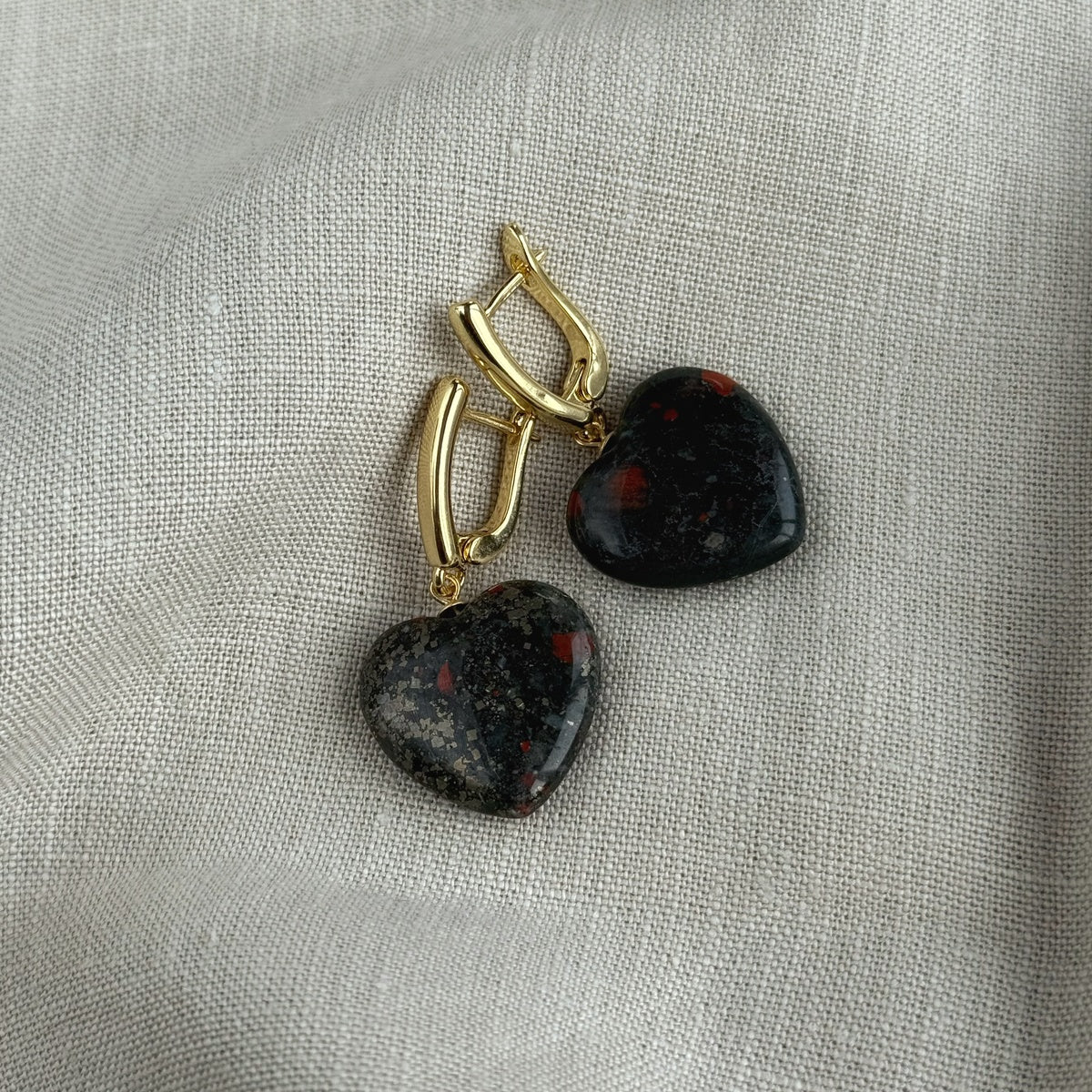 Bloodstone heart earrings gold plated