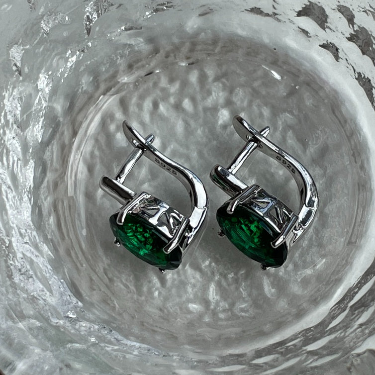 Emerald stud earrings