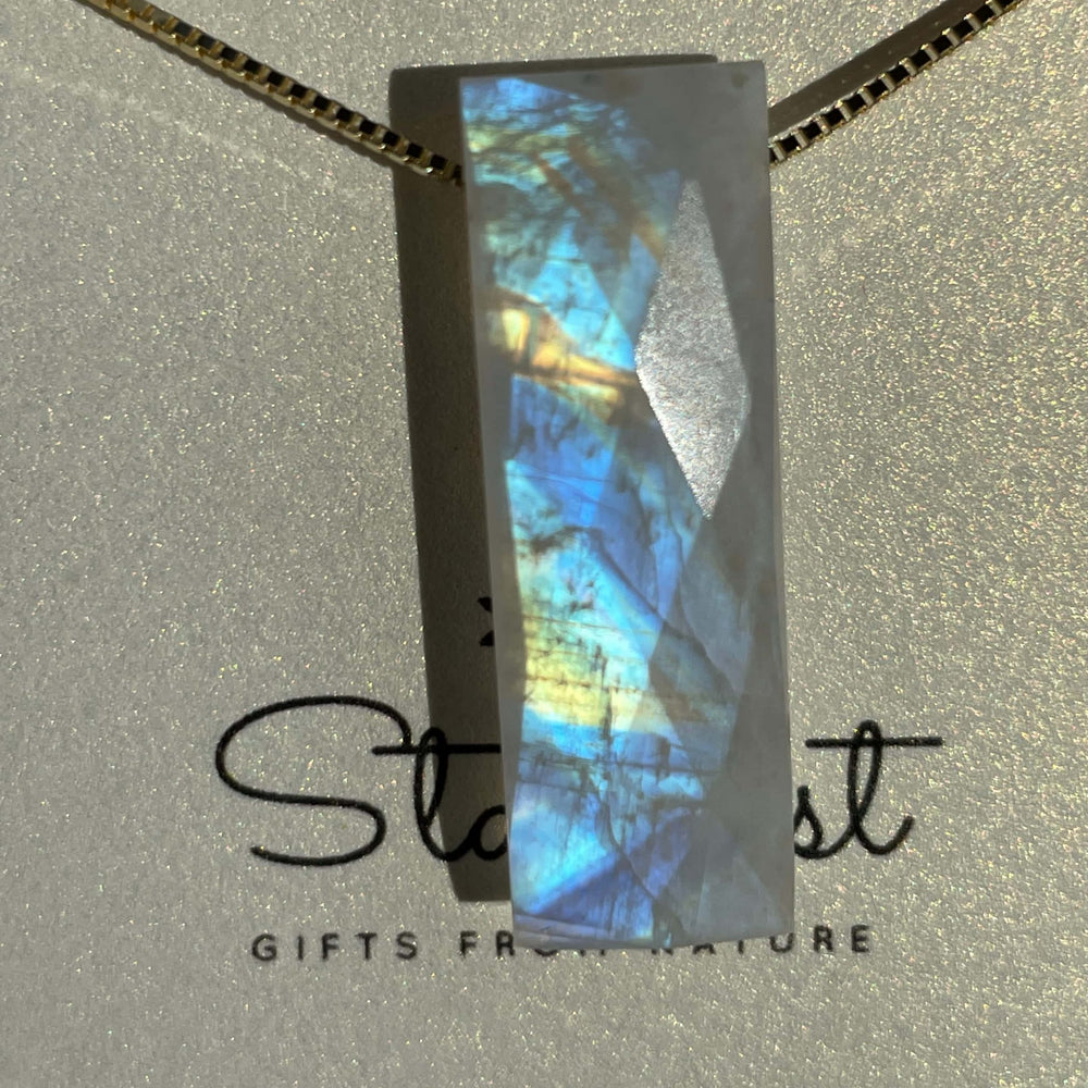 Rainbow Moonstone Bar Necklace 3cm | 18K Gold Plated