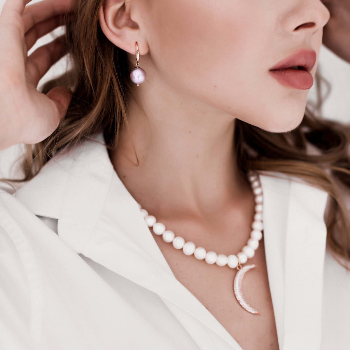 MOONLIGHT | Luxury Freshwater Pearl Necklace with 18K Rose Gold Moon