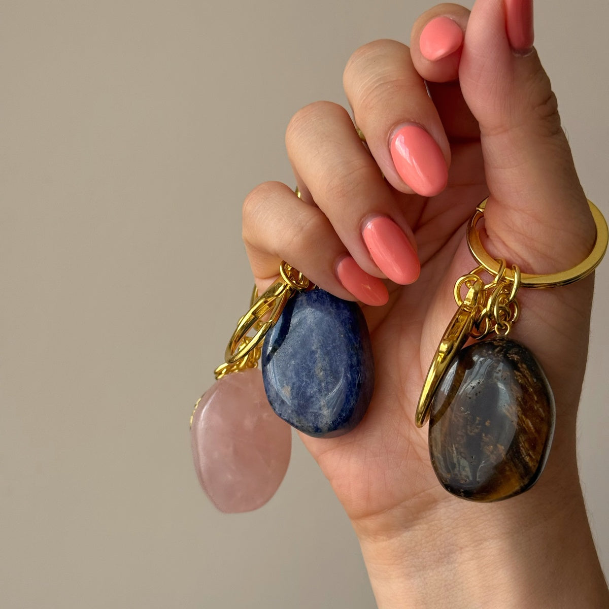 Natural Crystal Keychain, Large Tumbled Gemstone Keychain, Crystal Gift, Gold Keyring with Clasp