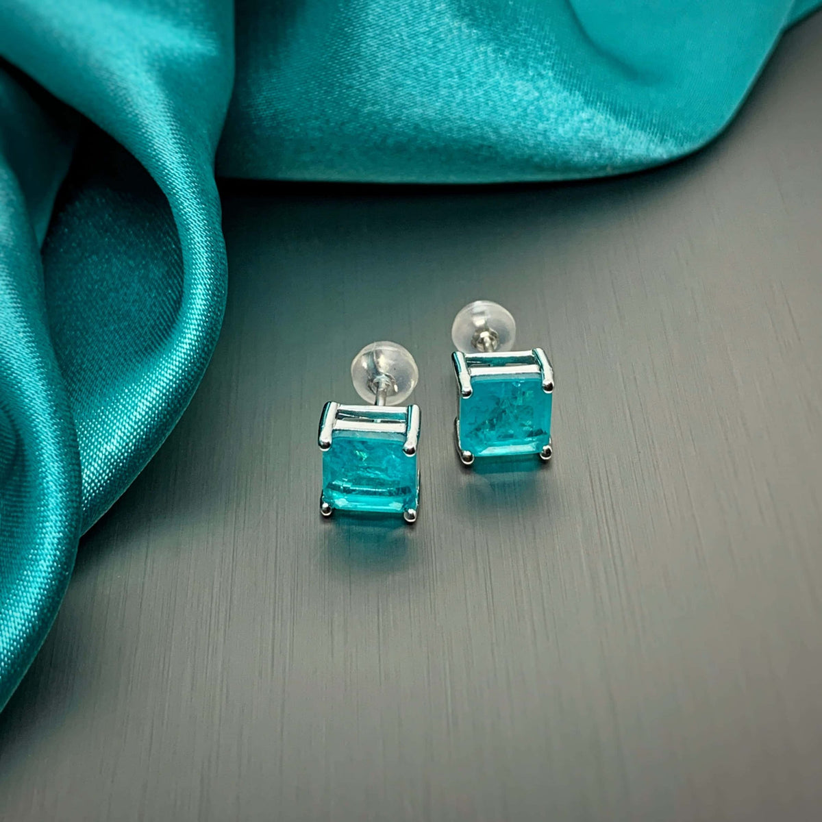Tourmaline Paraiba stud earrings 7mm Royal jewelry