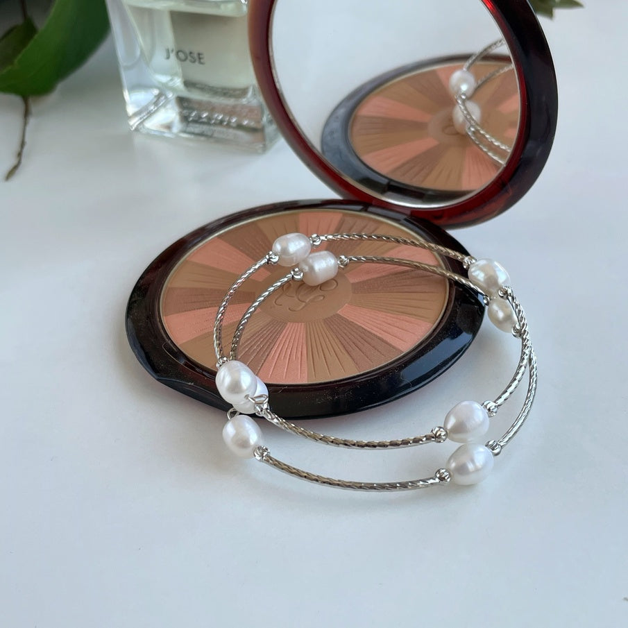 "Innocence" Silver Bangle bracelet