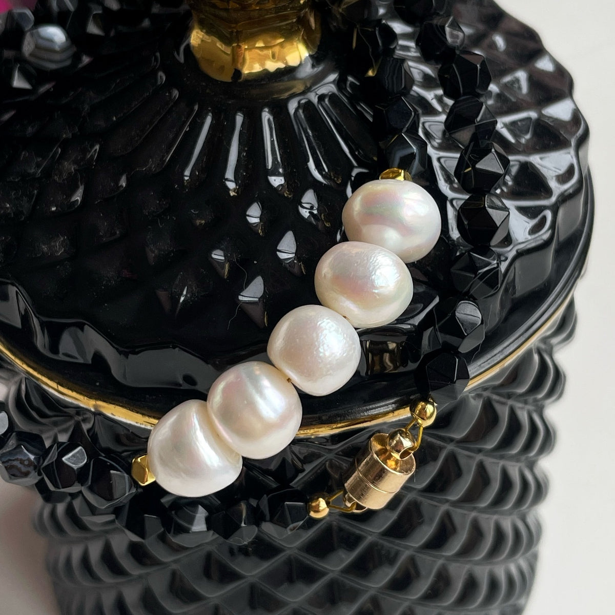 Faced Black Agate Choker