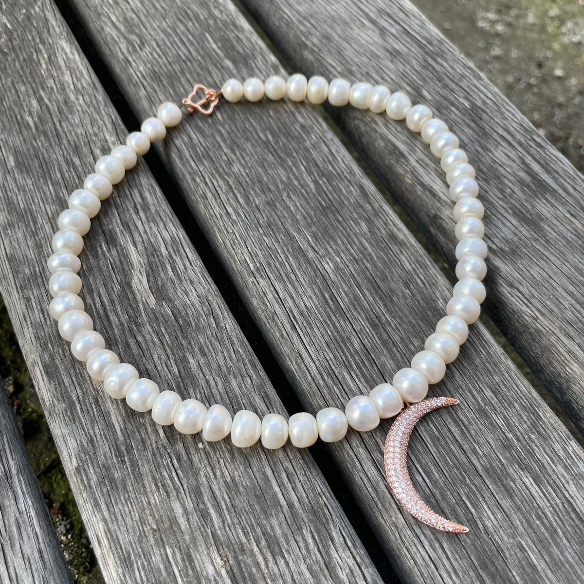 MOONLIGHT | Luxury Freshwater Pearl Necklace with 18K Rose Gold Moon
