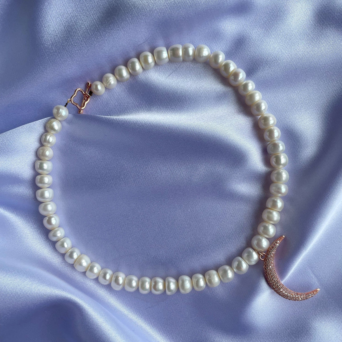 MOONLIGHT | Luxury Freshwater Pearl Necklace with 18K Rose Gold Moon