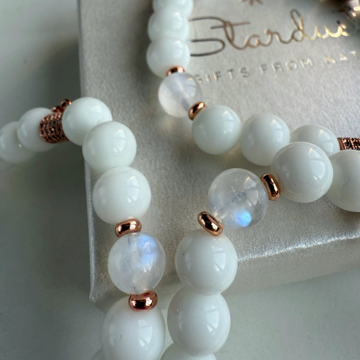 "Touch of luxury" White Agate bracelet with Aqua Aura Quartz