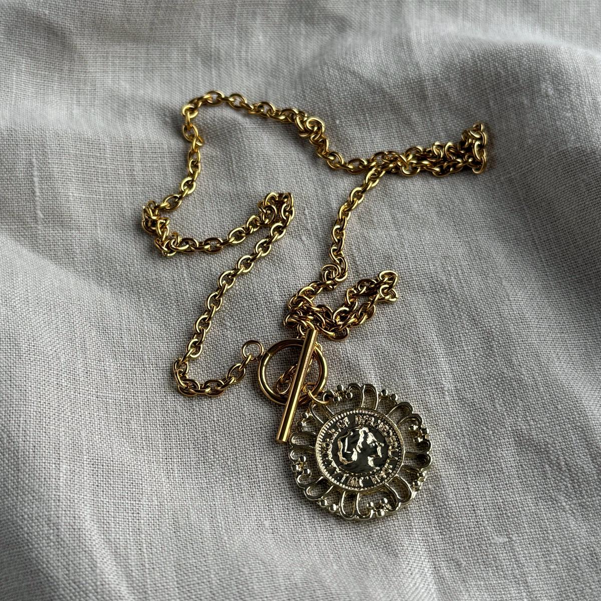 Goddess Antique Gold Coin Necklace | 18K Gold Plated