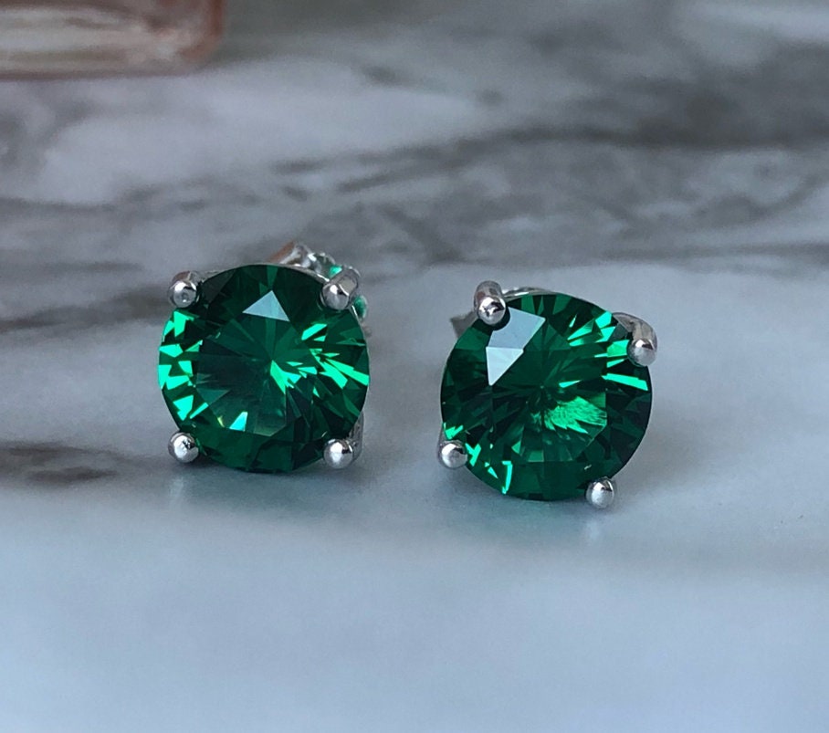 Emerald stud earrings
