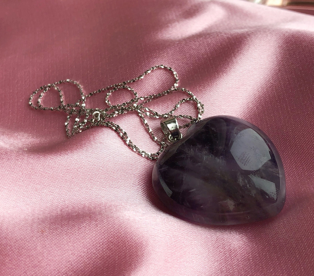 Amethyst heart Pendant 2.5cm