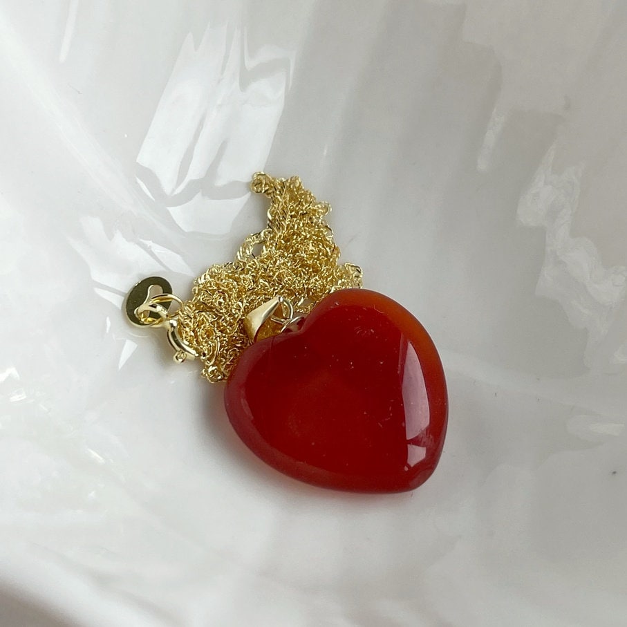 Carnelian Heart Pendant 2.5cm