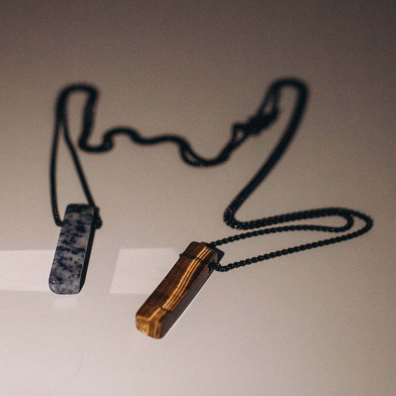 Bar pendant men