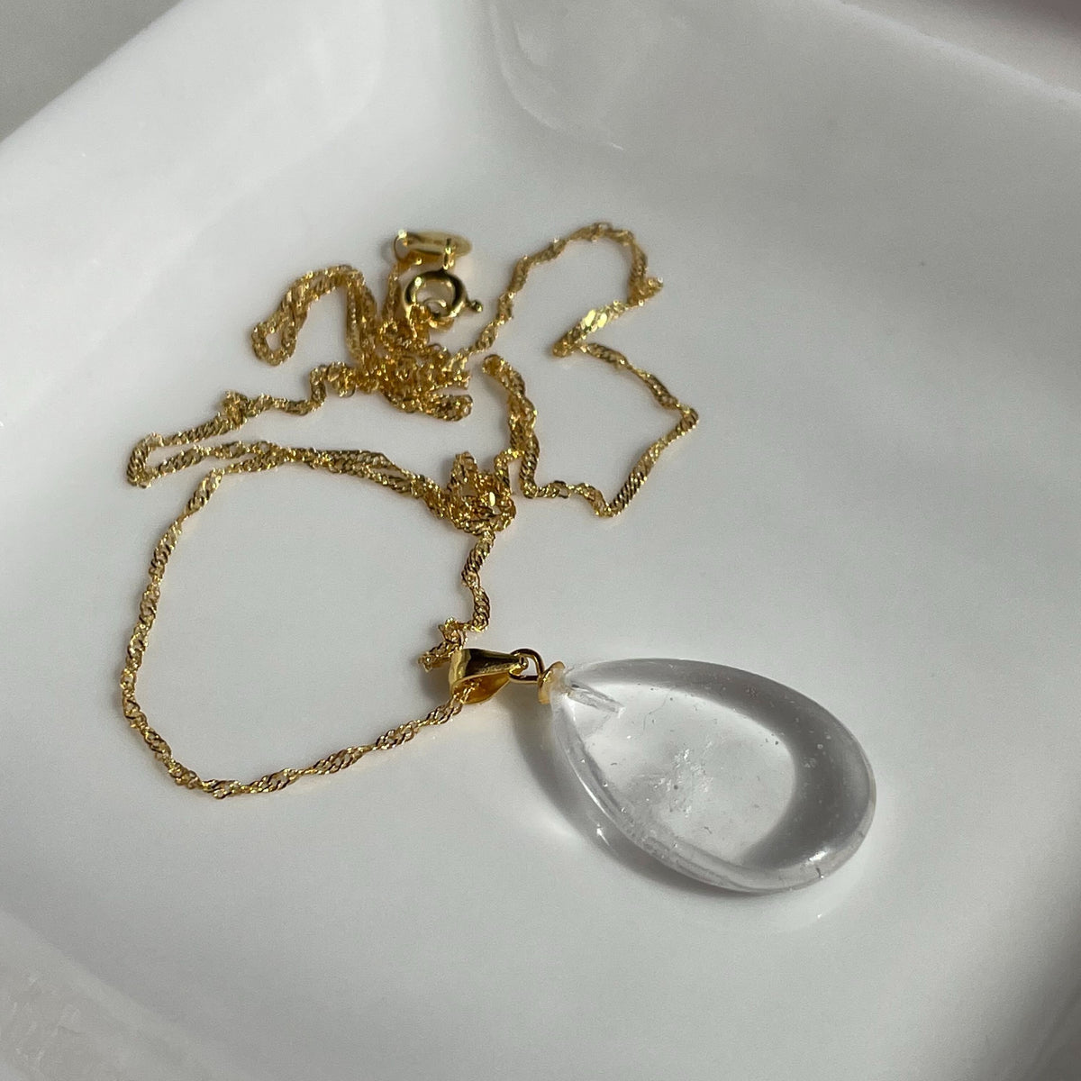 Natural Clear Quartz Drop Pendant Necklace | Gold & Silver