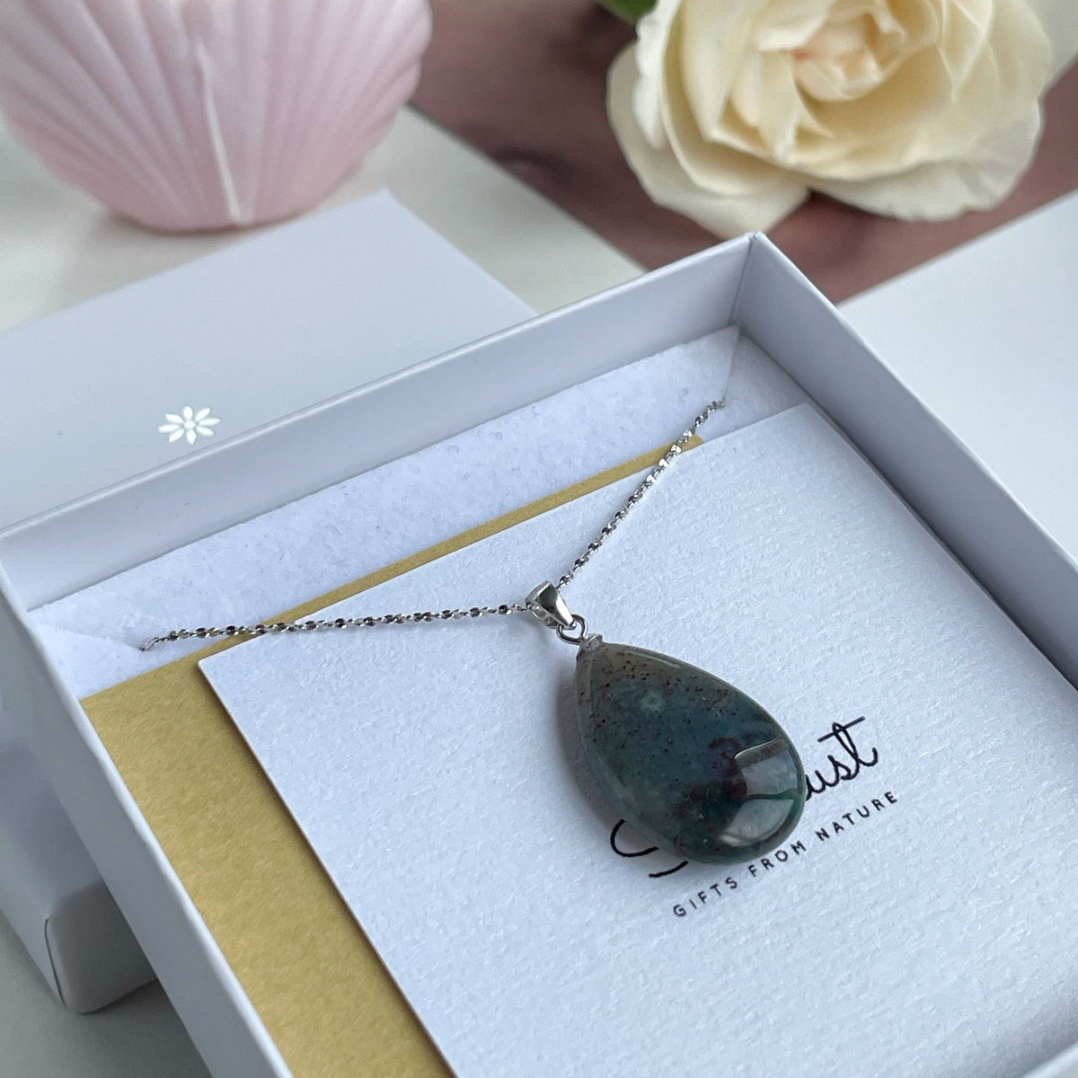 Bloodstone gemstone pendant necklace