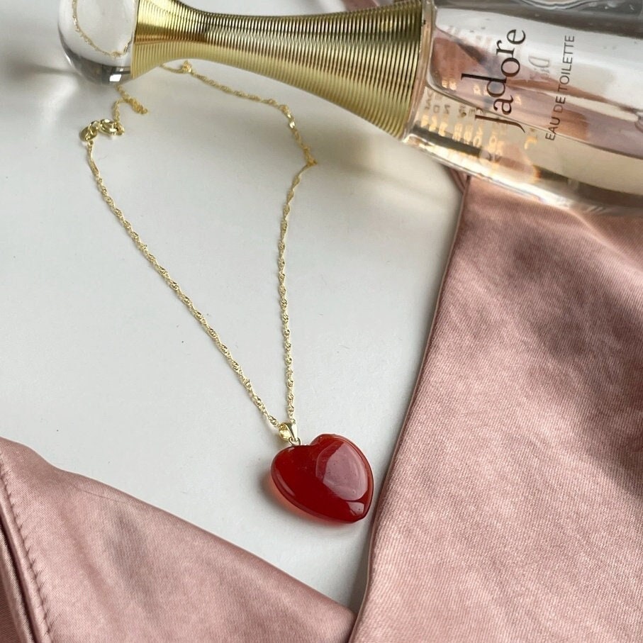Carnelian Heart Pendant 2.5cm