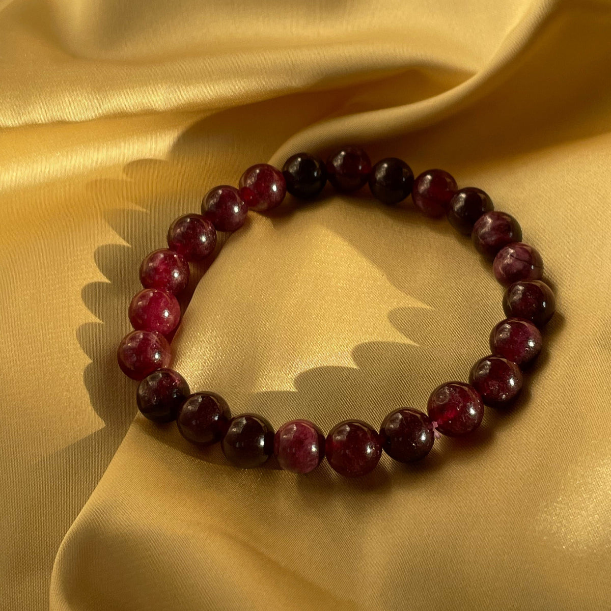 Natural dark red Garnet bracelet 8mm