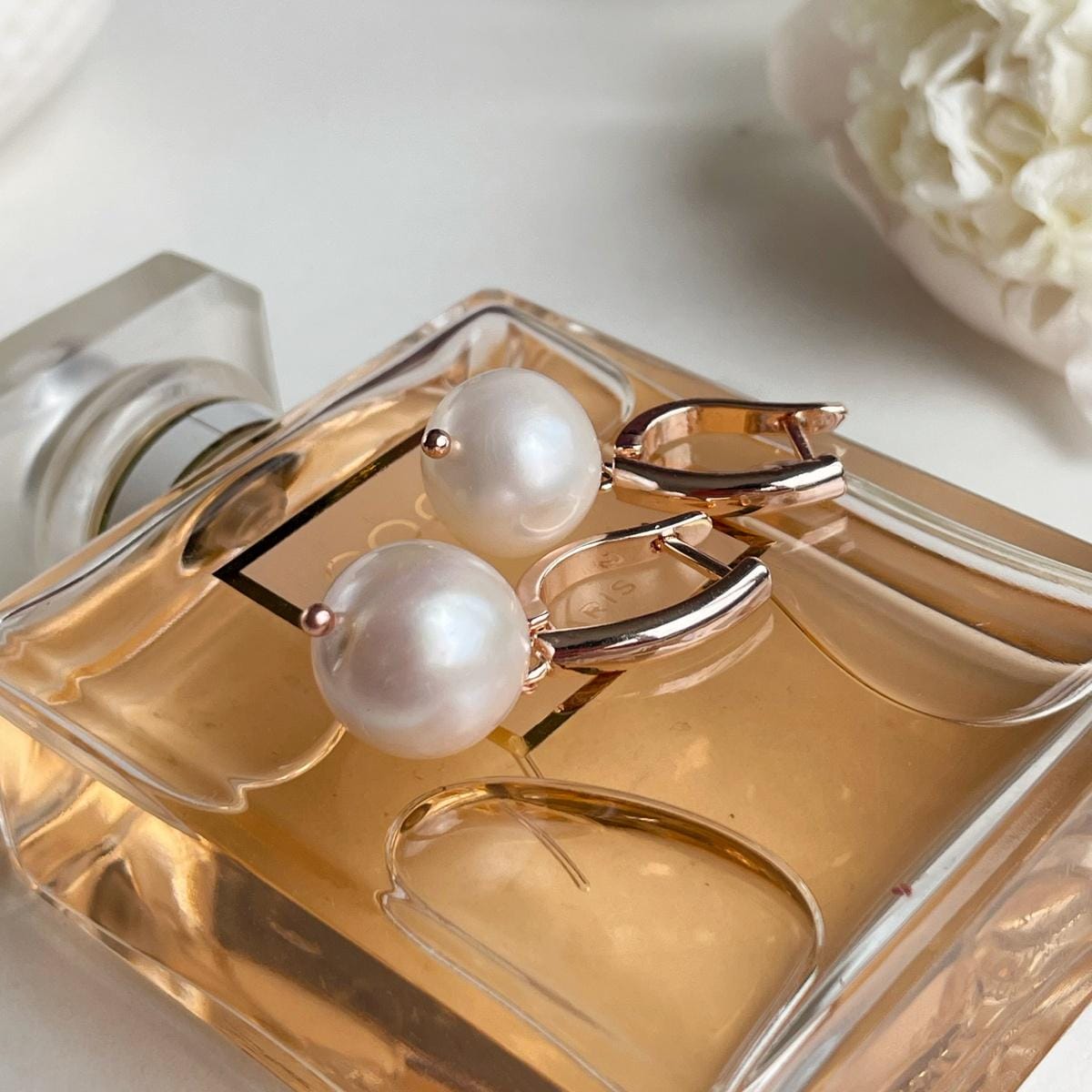 Natural creamy Akoya Pearl Earrings 10mm rose gold