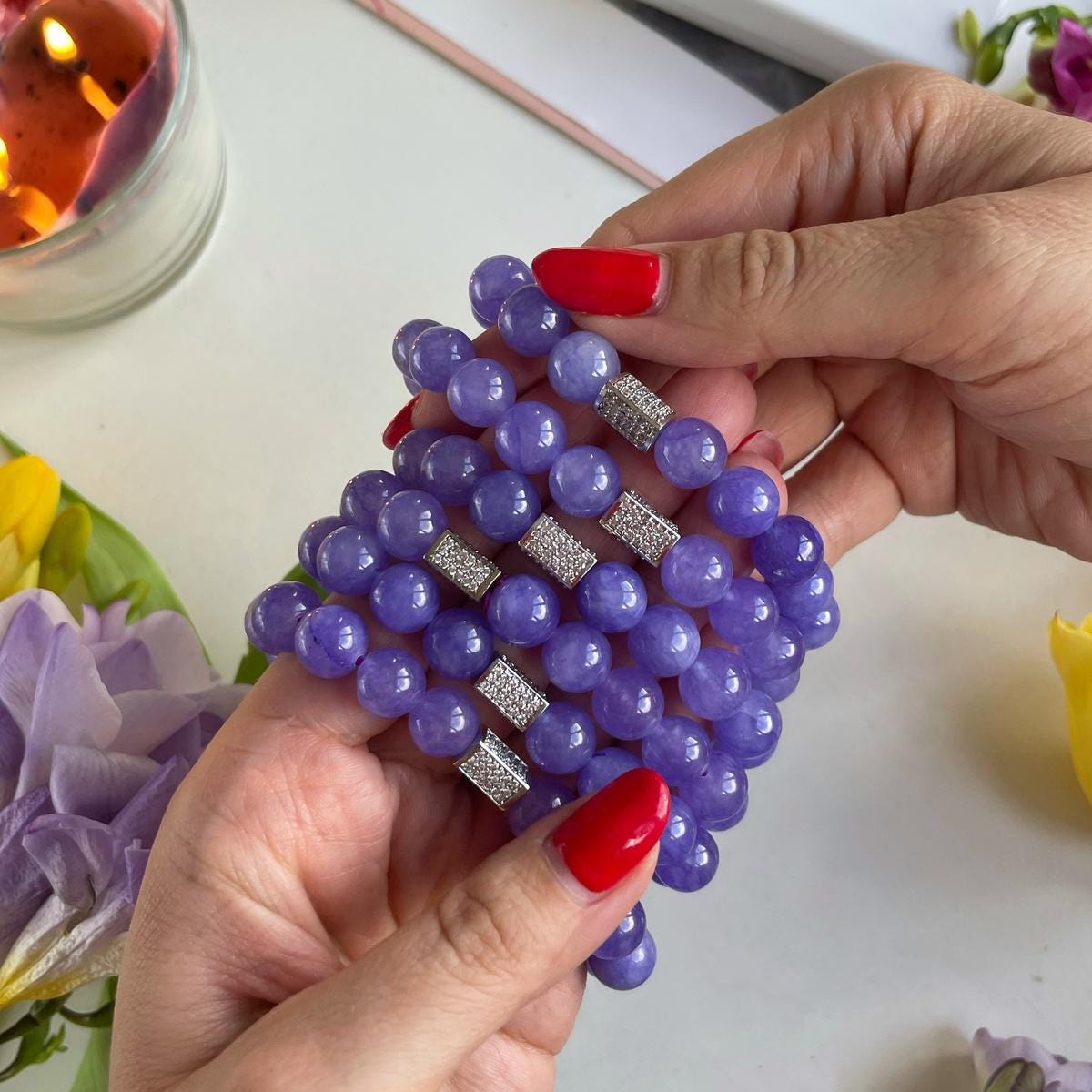 Lavender Jade beaded bracelet