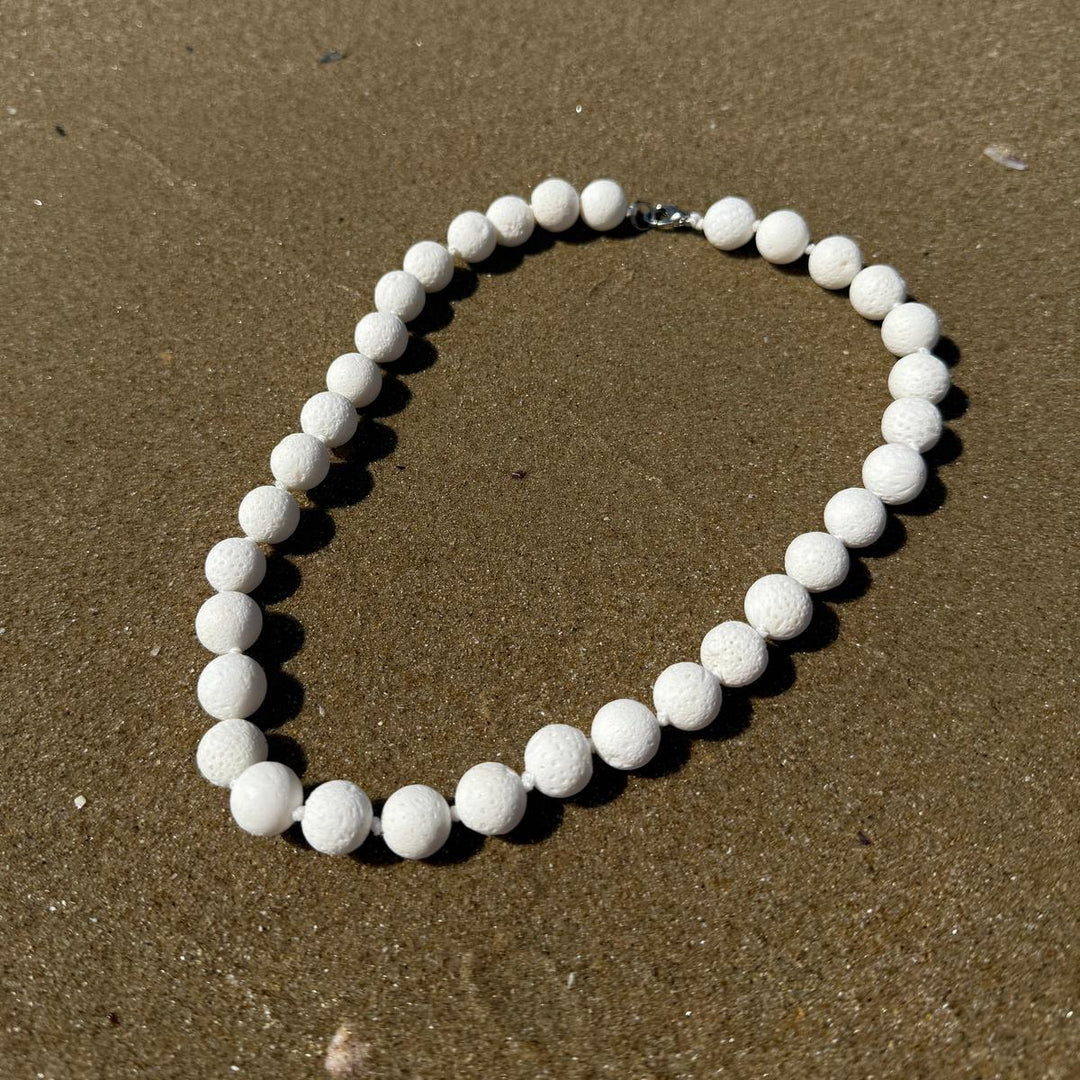 Elegant White Coral beaded necklace 50cm