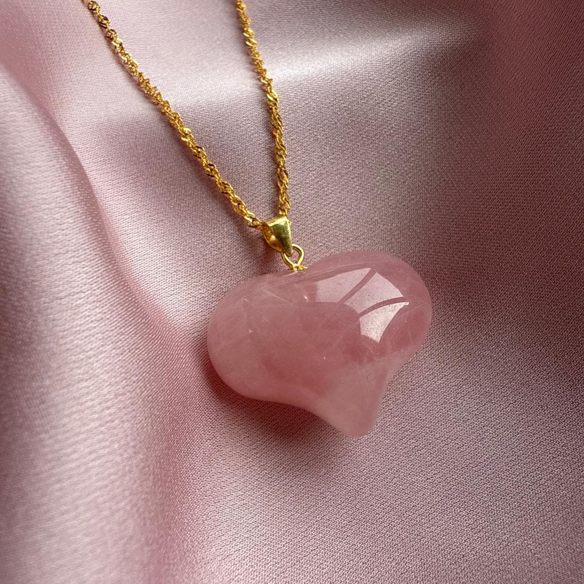 Luxury Rose Quartz Pendant, Madagascar AAA+