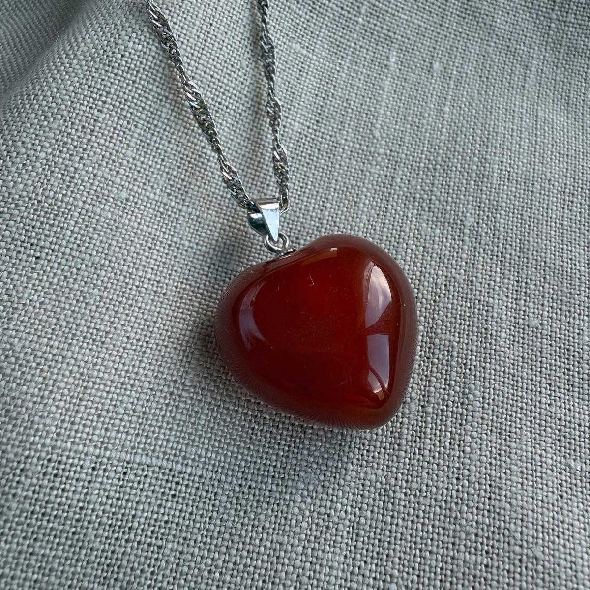 Carnelian Heart Pendant 2.5cm
