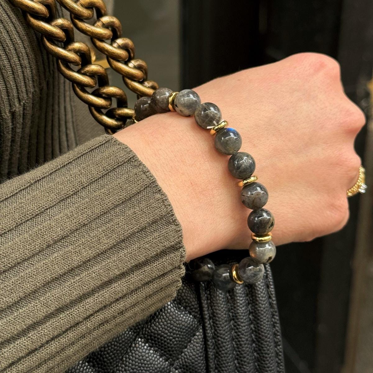 Luxury Labradorite bracelet with gold plated separators