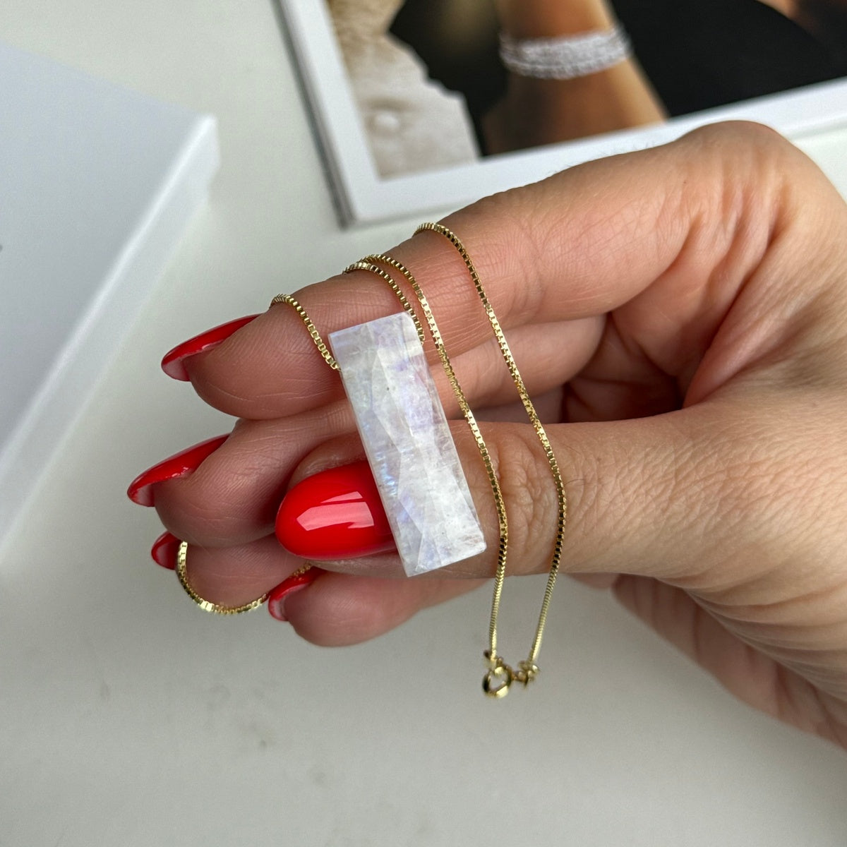 Rainbow Moonstone Bar Necklace 3cm | 18K Gold Plated