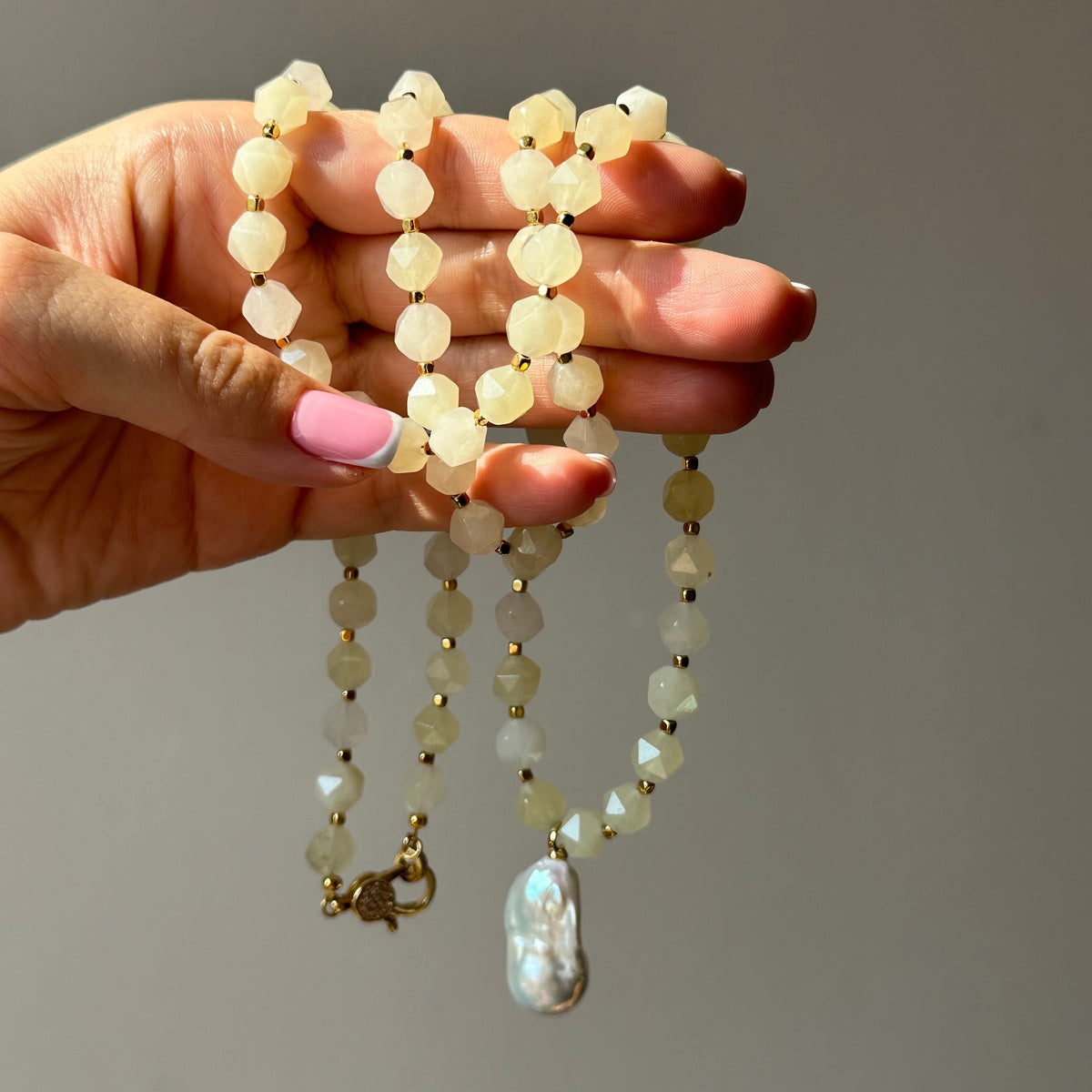 Long Yellow Agate Necklace with Baroque Pearl