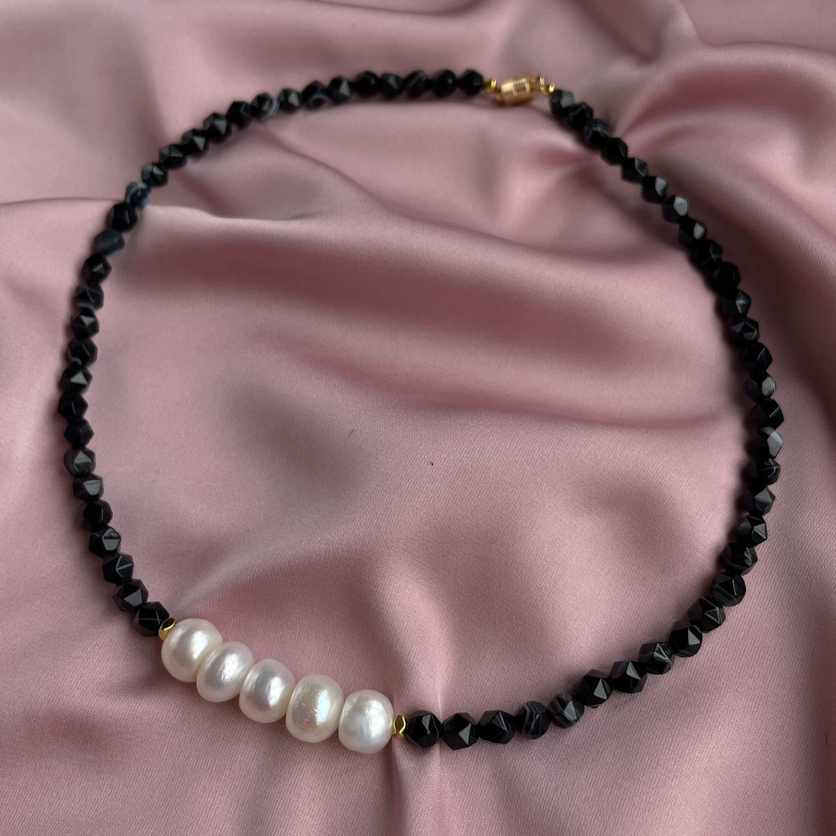 Faced Black Agate Choker