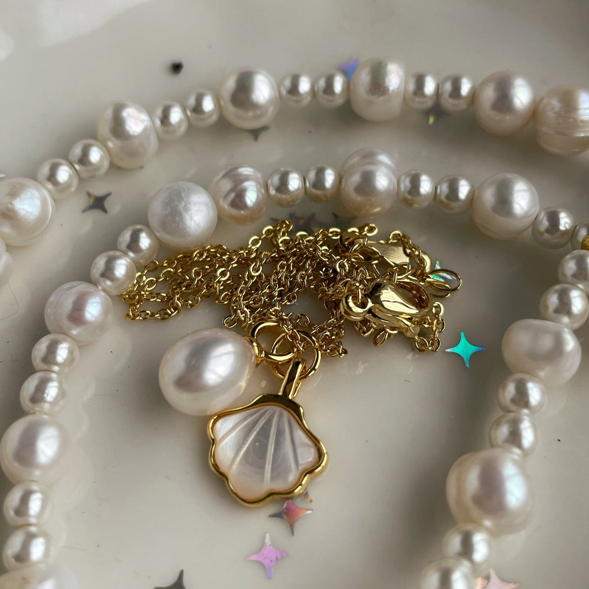 Elegant Island Shell Pendant Necklace | 18K Gold-Plated Sterling Silver | Boho Chic Summer Jewelry