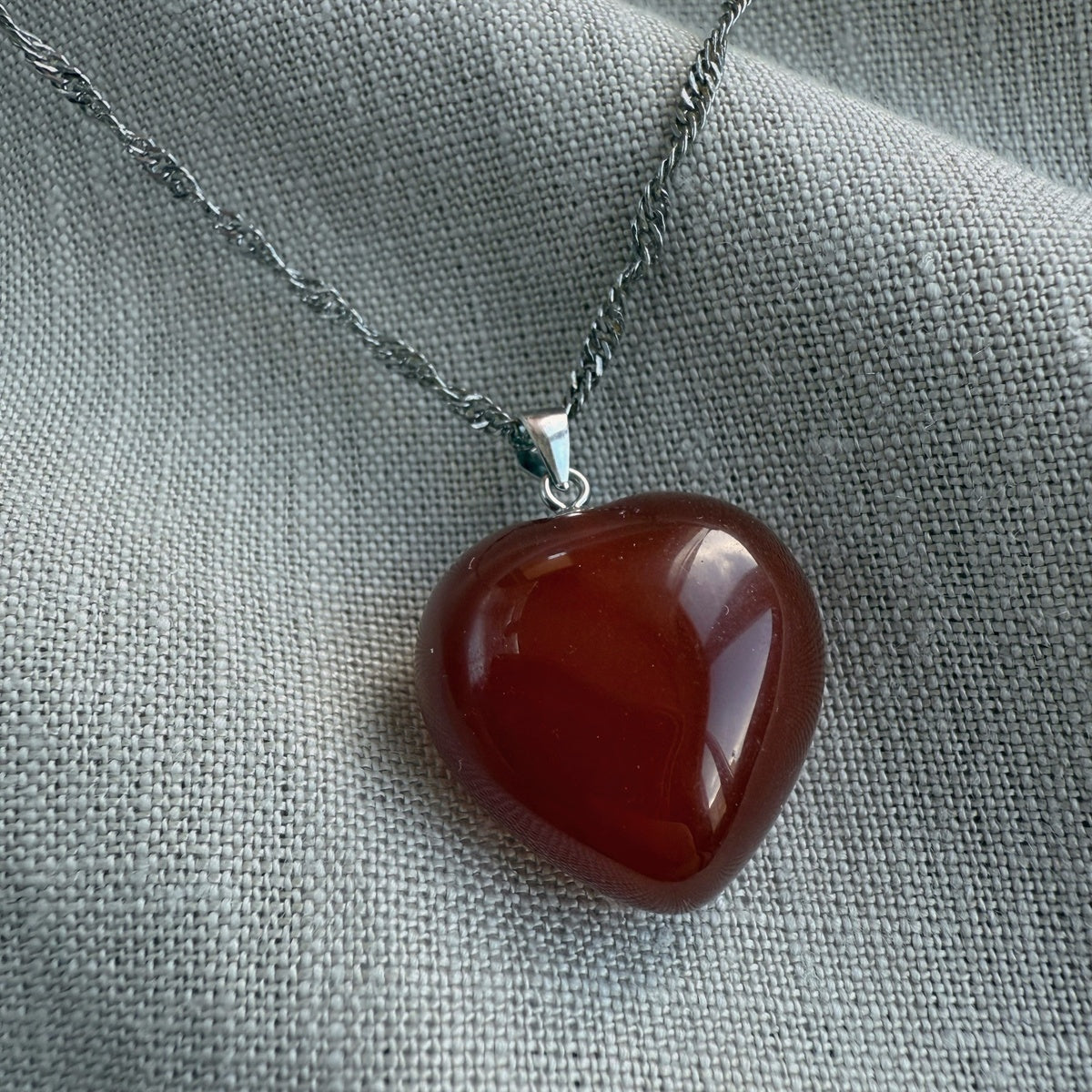 Carnelian Heart Pendant 2.5cm
