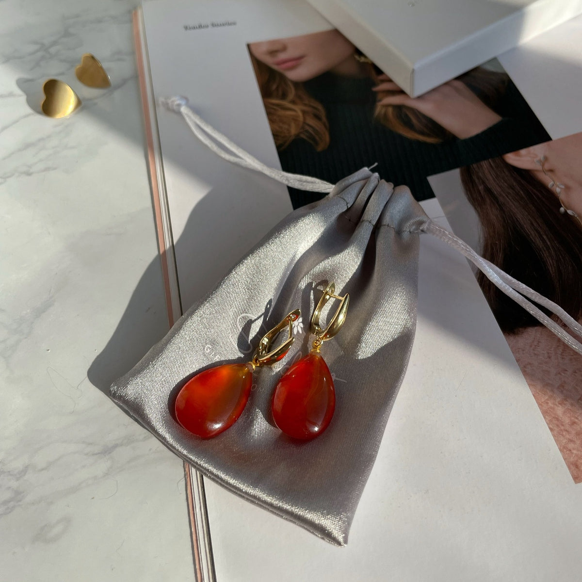 Carnelian drop earrings gold
