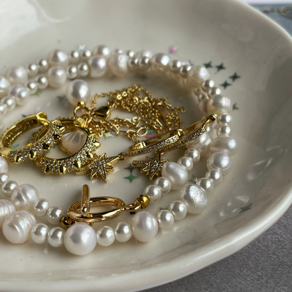White Pearl Choker Necklace | Gold-Filled Toggle Clasp | Bridal Jewelry
