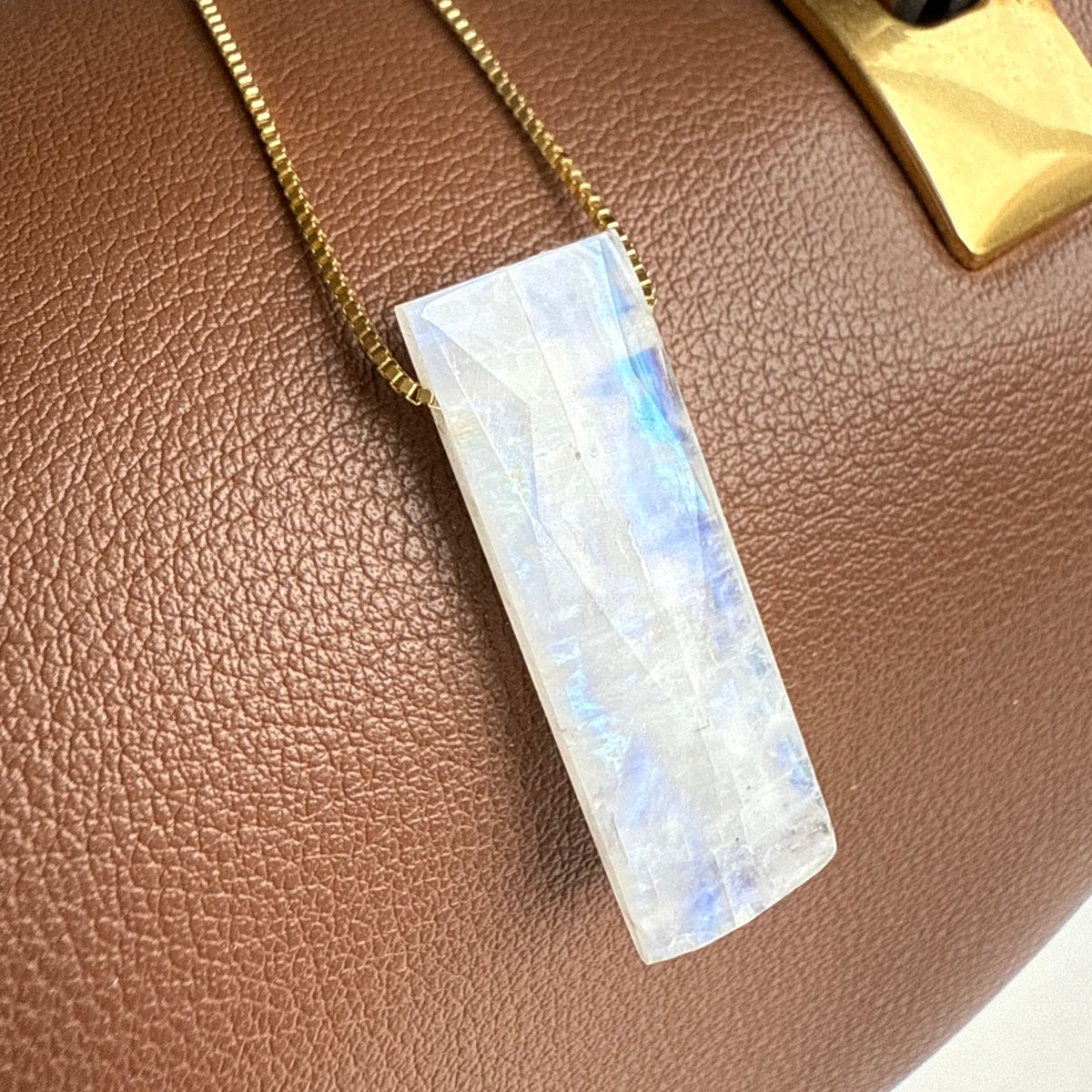 Rainbow Moonstone Bar Necklace 3cm | 18K Gold Plated