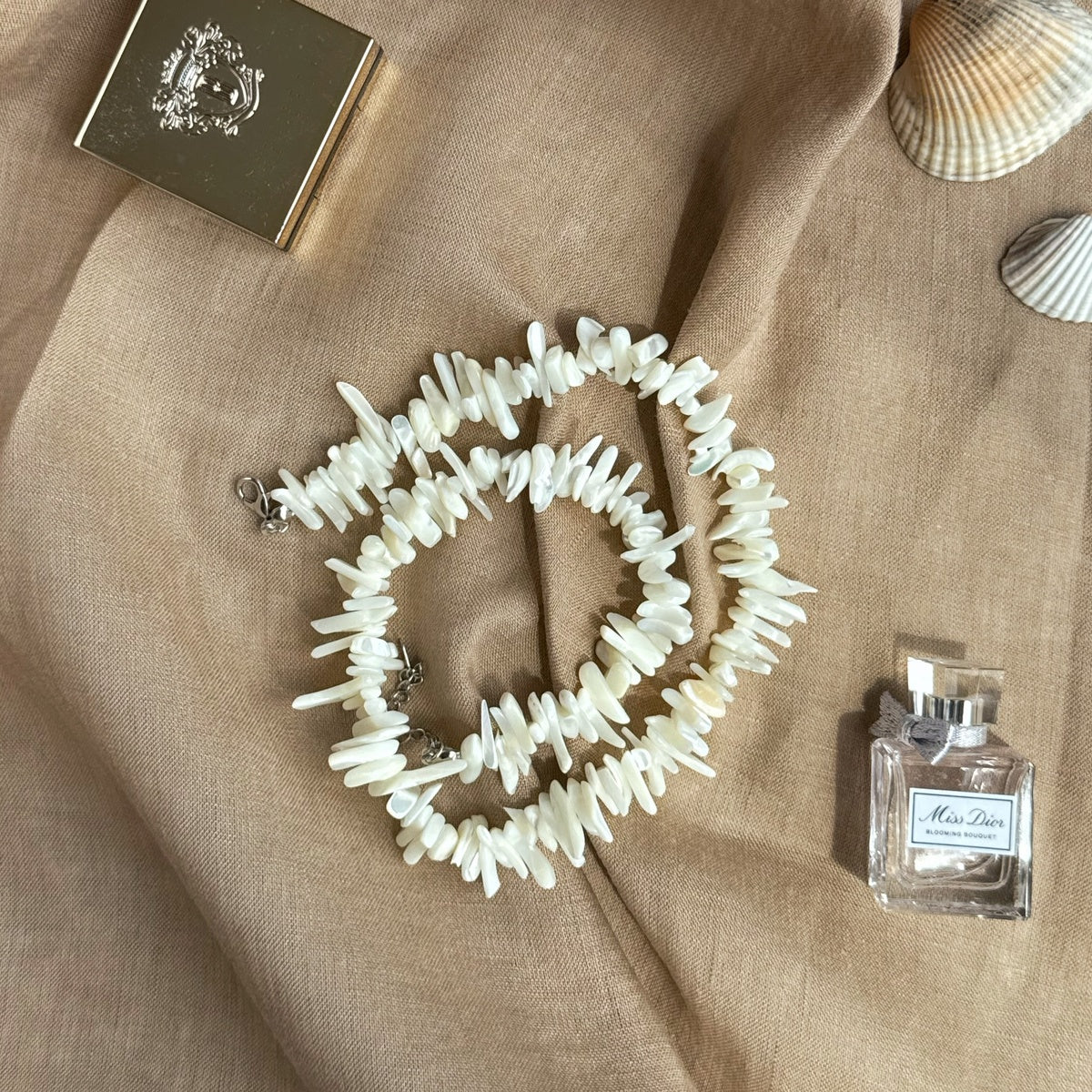 Mother of Pearl Choker Necklace, Natural Shell Choker