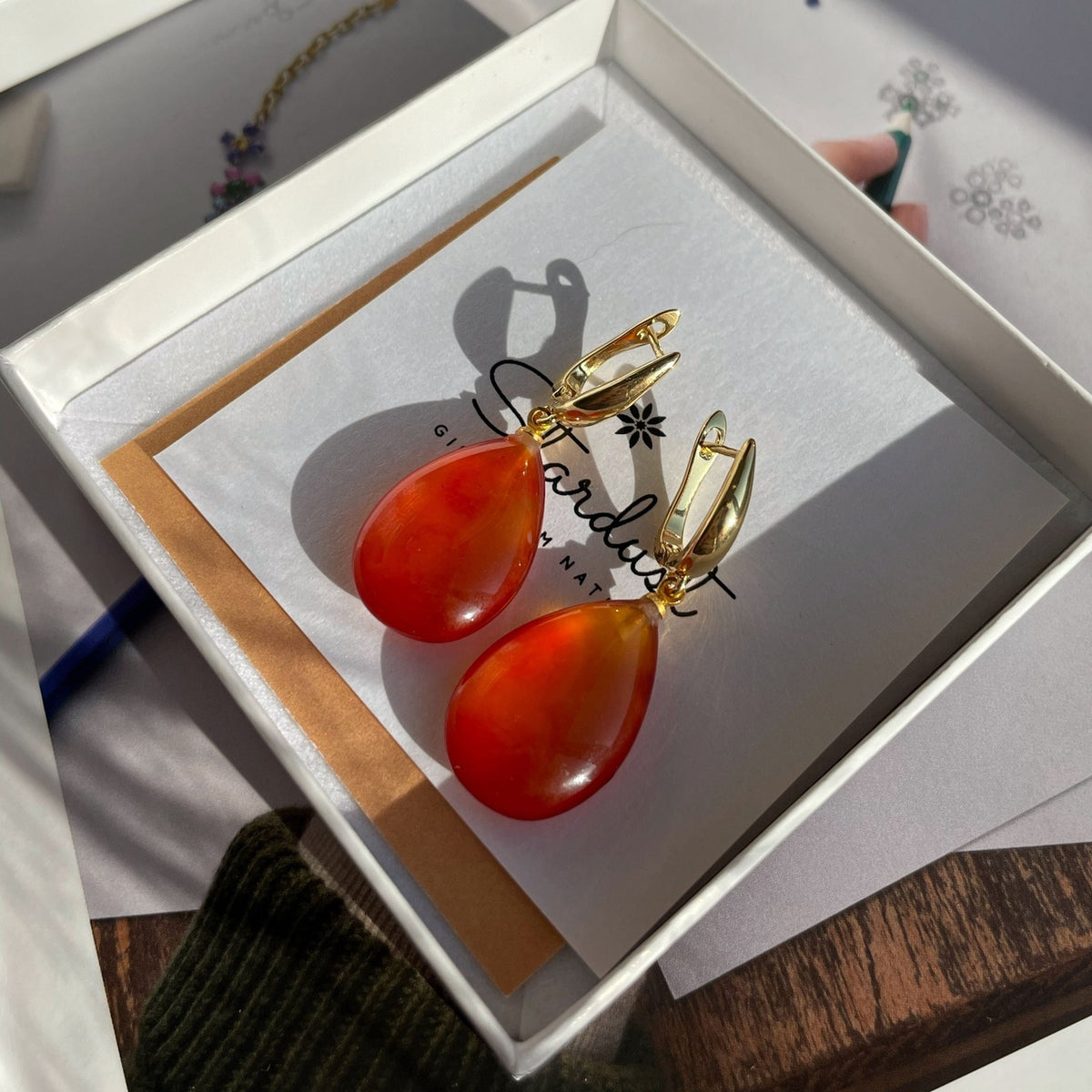 Carnelian drop earrings gold