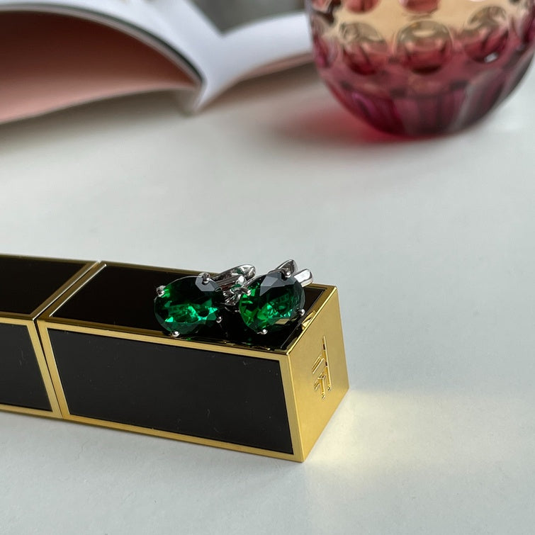 Emerald stud earrings