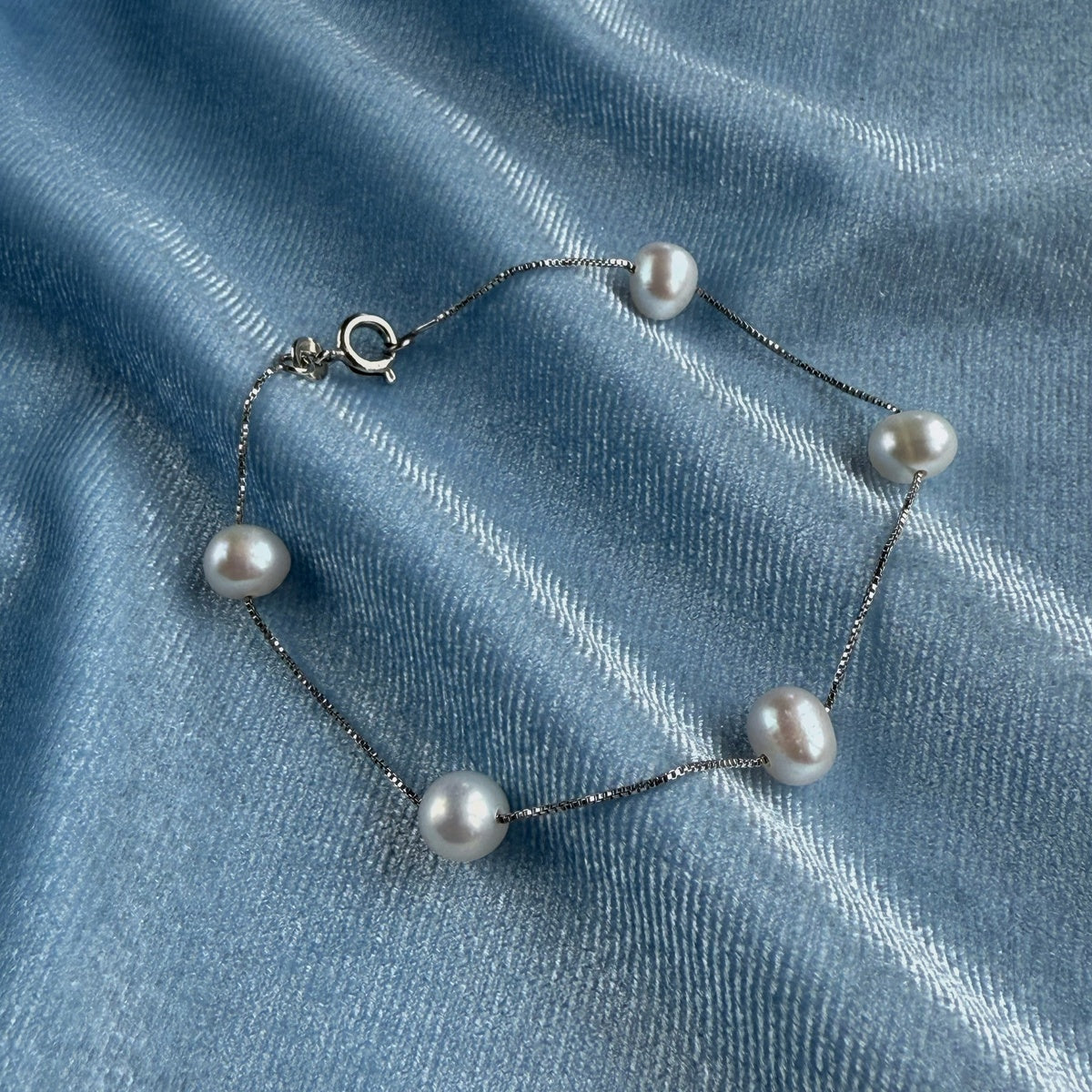 White Pearl Necklace & Bracelet on Sterling Silver