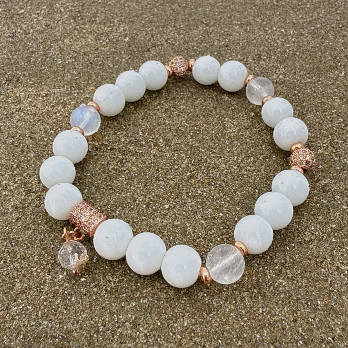 "Touch of luxury" White Agate bracelet with Aqua Aura Quartz