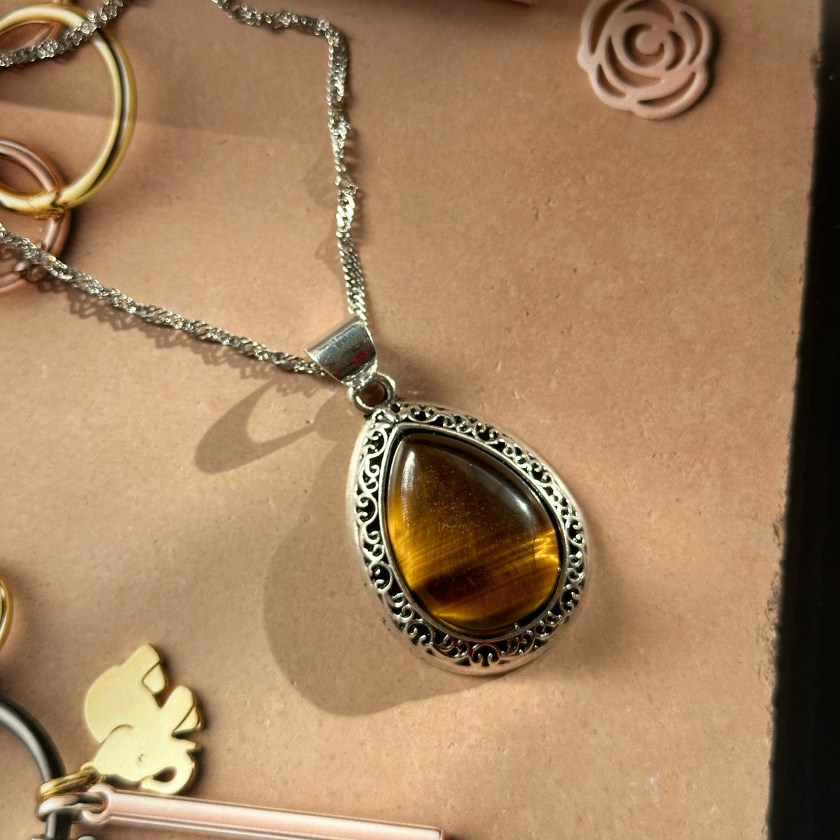 Vintage Floral Frame Gemstone Necklace | Natural Stone Pendant