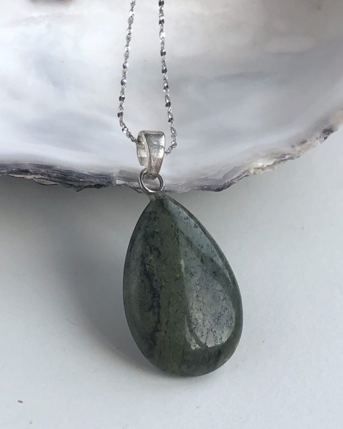 “Spirituality” Olive green Serpentine drop Pendant for women, snake color stone