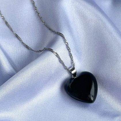 Luxury obsidian heart pendant