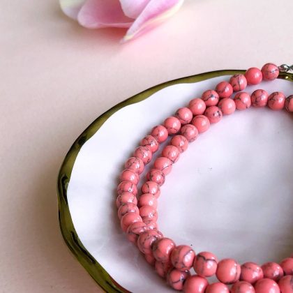 “Soothing energy” natural gemstone Pink Howlite Beaded Necklace for women, handmade jewelry from stones