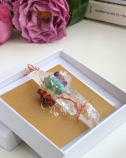 "Seven chakra" natural clear crystal - Seven Chakra Pendant - Rose gold Wire Wrapped Gemstone