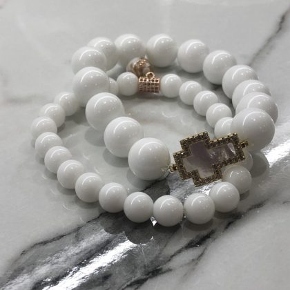 White agate bracelet Cross