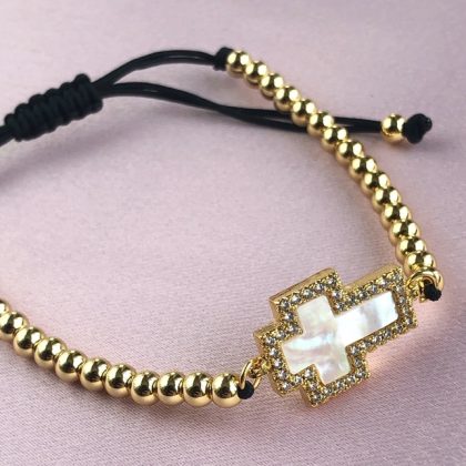 "Quiet luxury" Gold beaded bracelet with natural sea shell cross