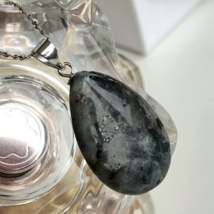 Luxury silver Labradorite pendant