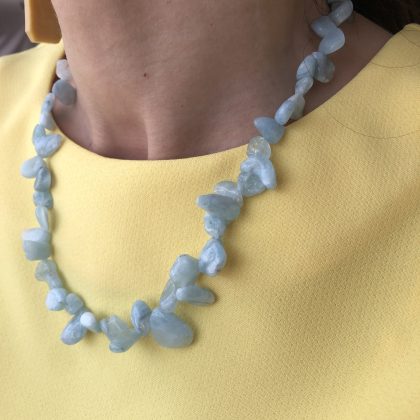 "Romantic" Aquamarine tubmled chips necklace, light blue natural stone necklace