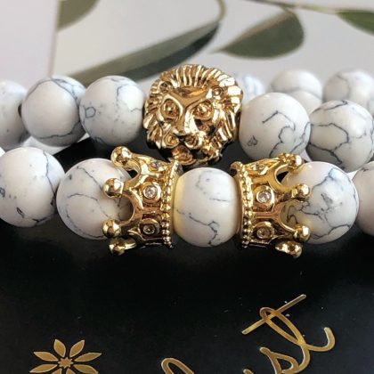 Gold Lion beaded bracelet White Howlite